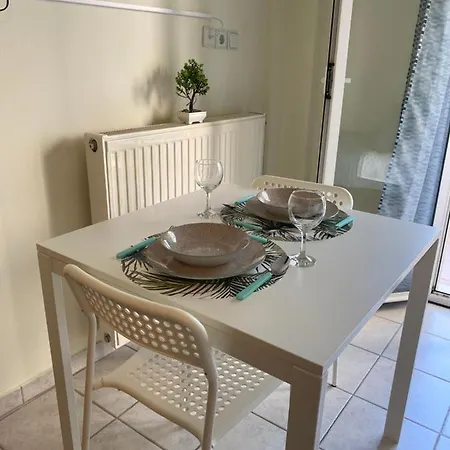 Elegant. στο κέντρο της κοζάνης Козани