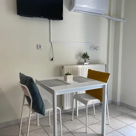 Elegant. στο κέντρο της κοζάνης *