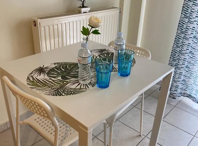 Elegant. στο κέντρο της κοζάνης Apartamento Kozani